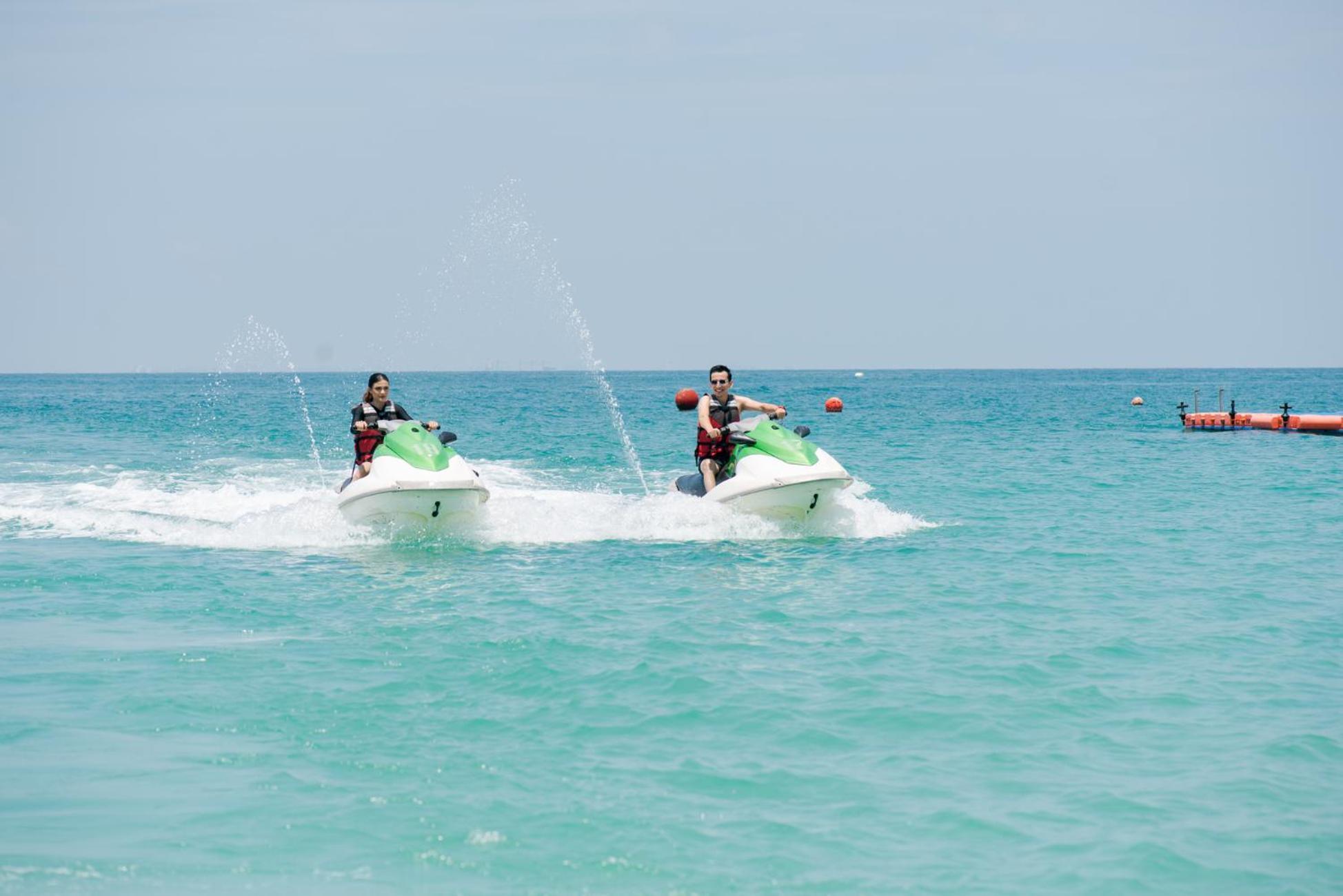 Nirwana Beach Club Lagoi Luaran gambar