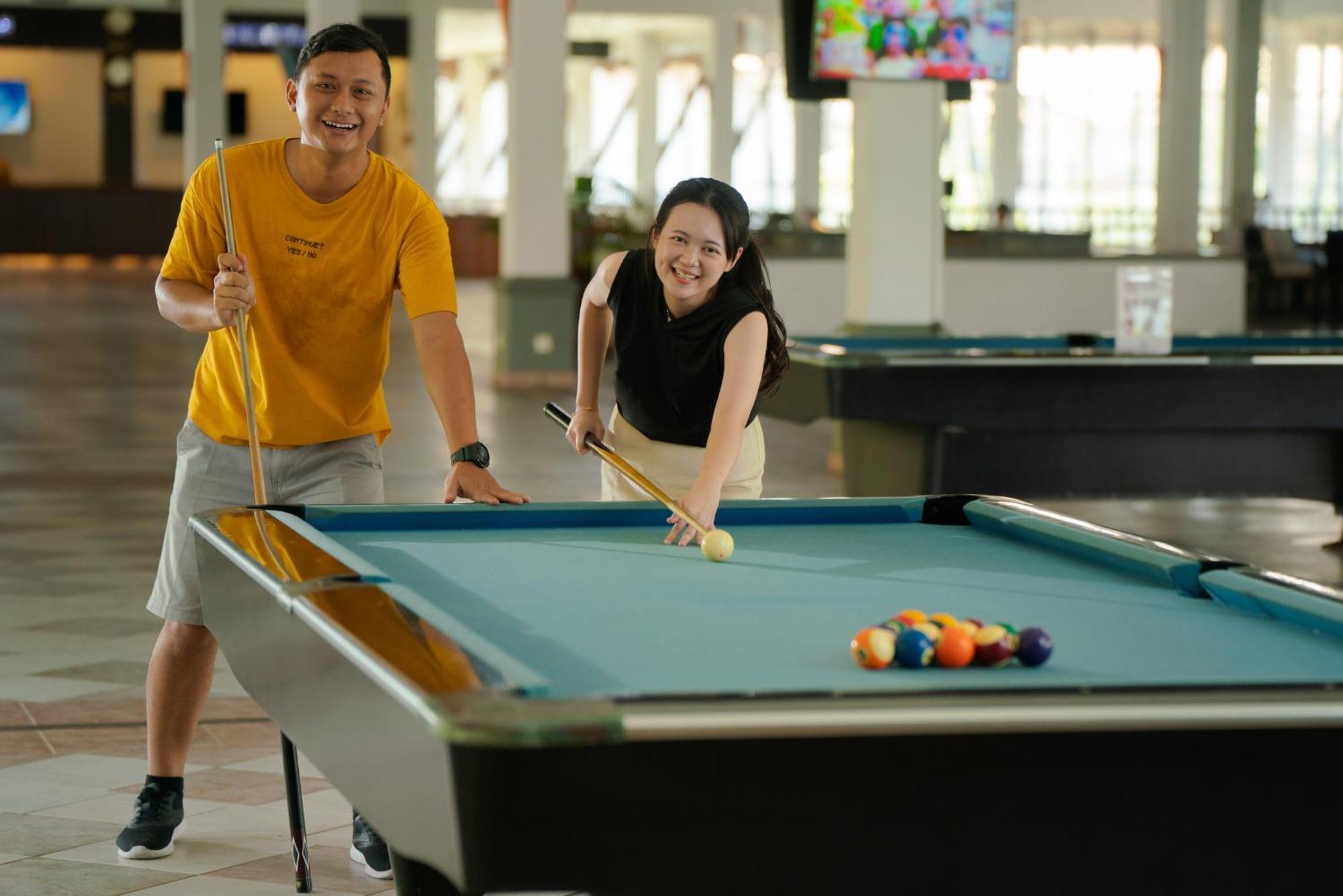 Nirwana Beach Club Lagoi Luaran gambar